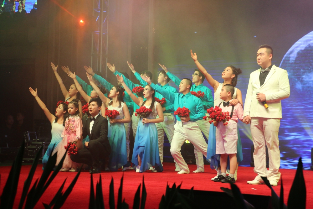 2019年元旦文艺晚会--《情系Z6·尊龙「中国」官方网站》